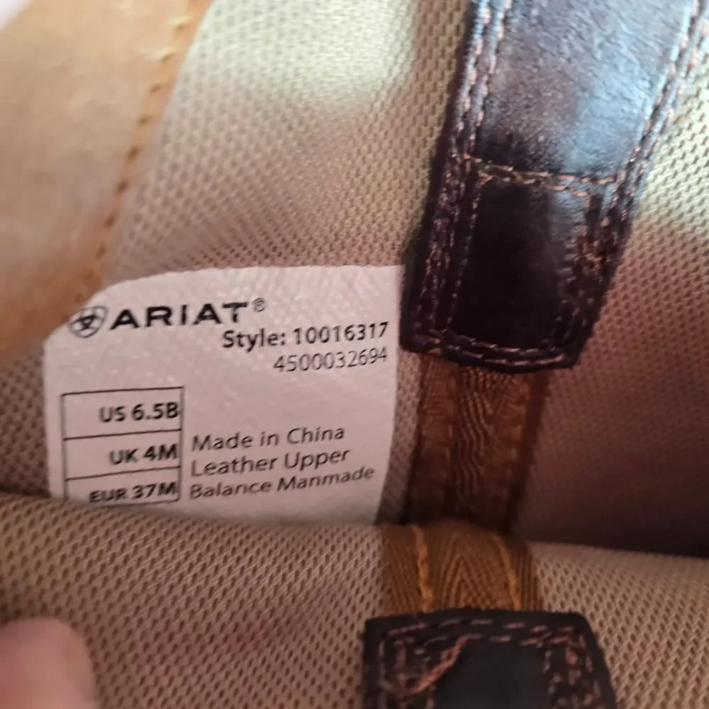 Ariat Womens Round up Yukon Brown Bronze Double Welt Square toe Cowboy Boots 6.5